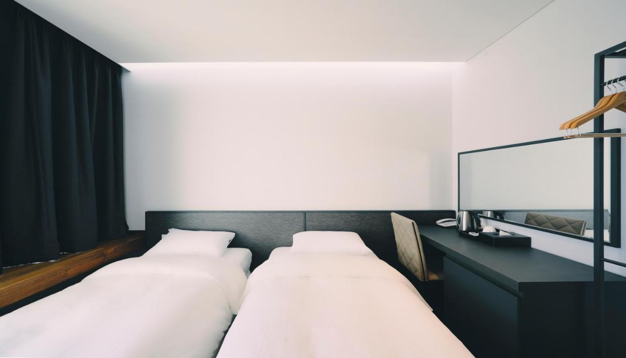 Jeju Poong Gyung Hotel Согвіпо Екстер'єр фото